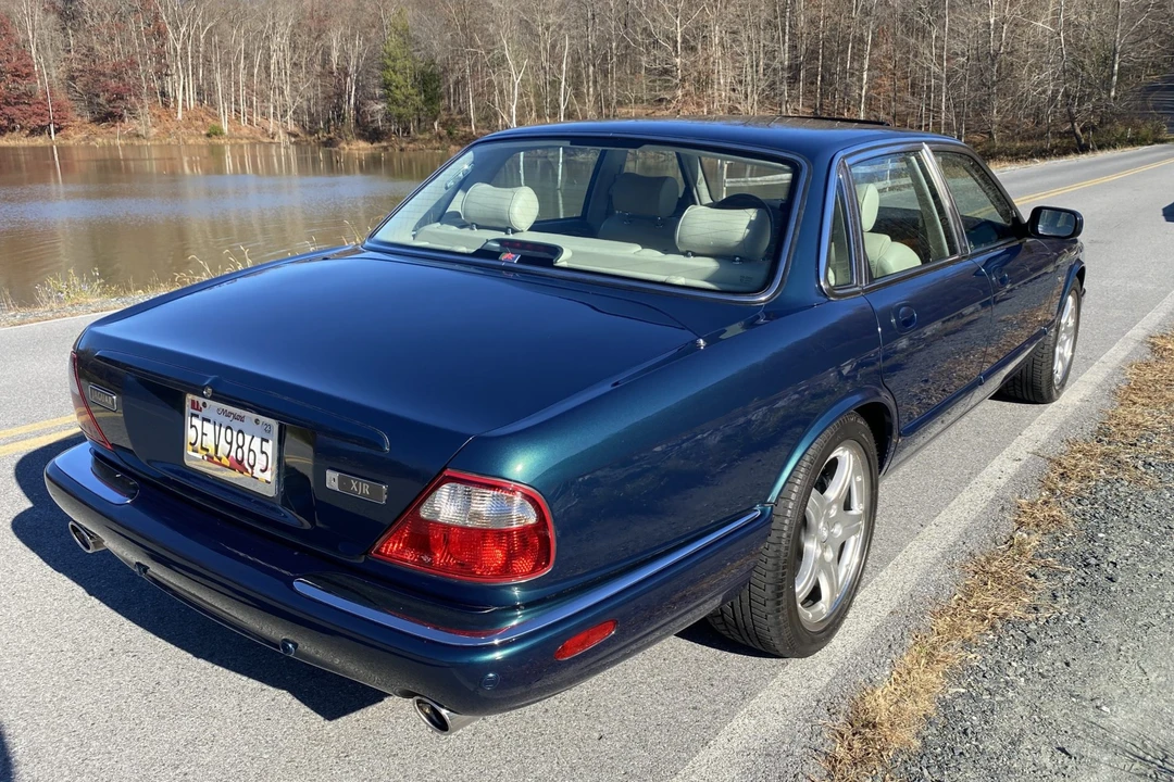 2002 Jaguar X308 XJR - Image 9 of 31