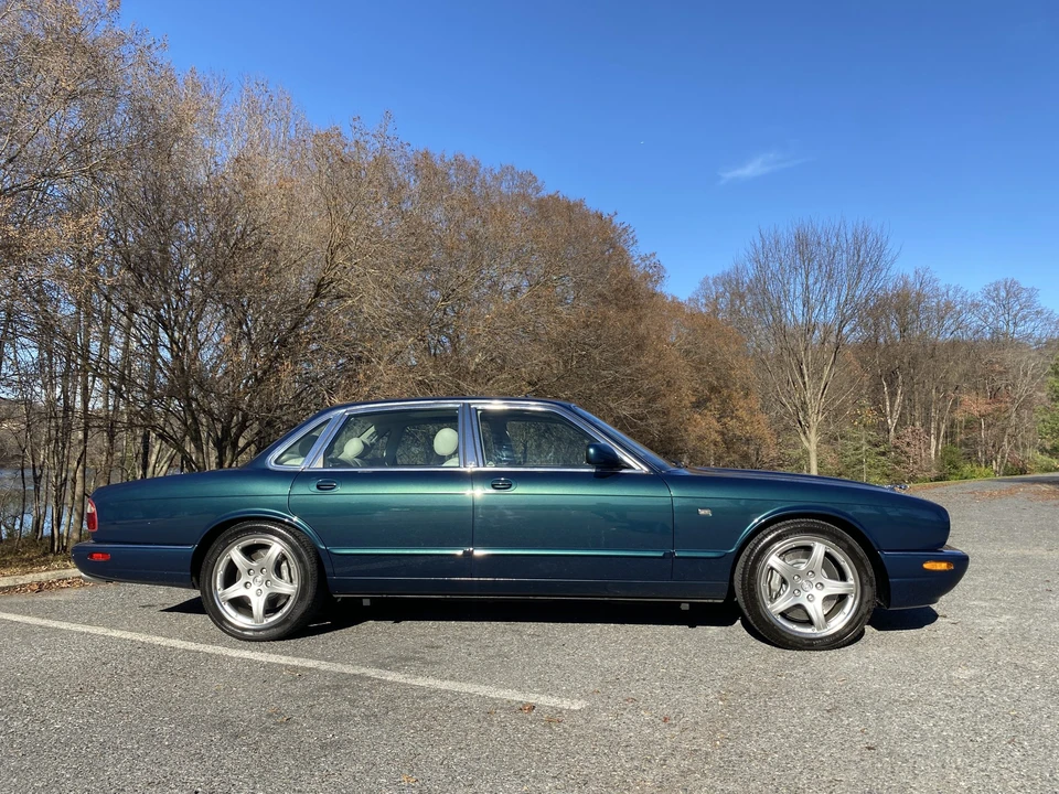 2002 Jaguar X308 XJR - Image 6 of 31