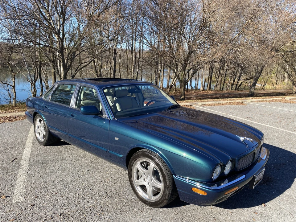2002 Jaguar X308 XJR - Image 5 of 31