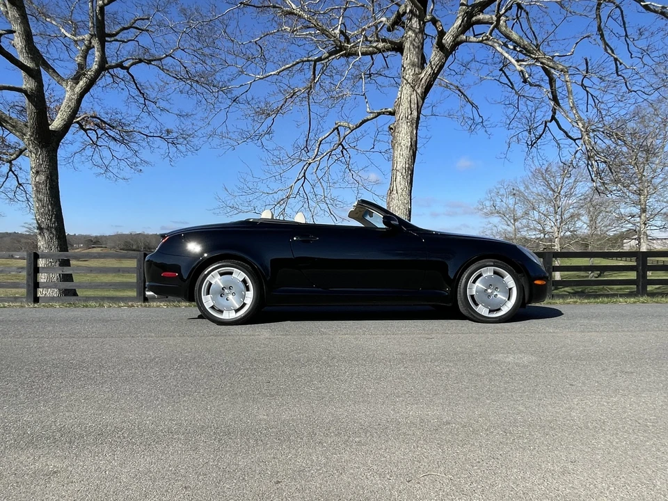 2002 Lexus SC430 - Image 16 of 31