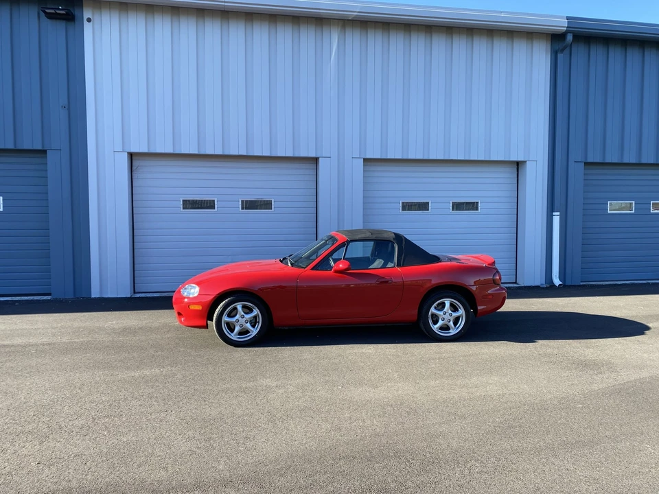2002 Mazda NB MX-5 Miata - Image 14 of 31