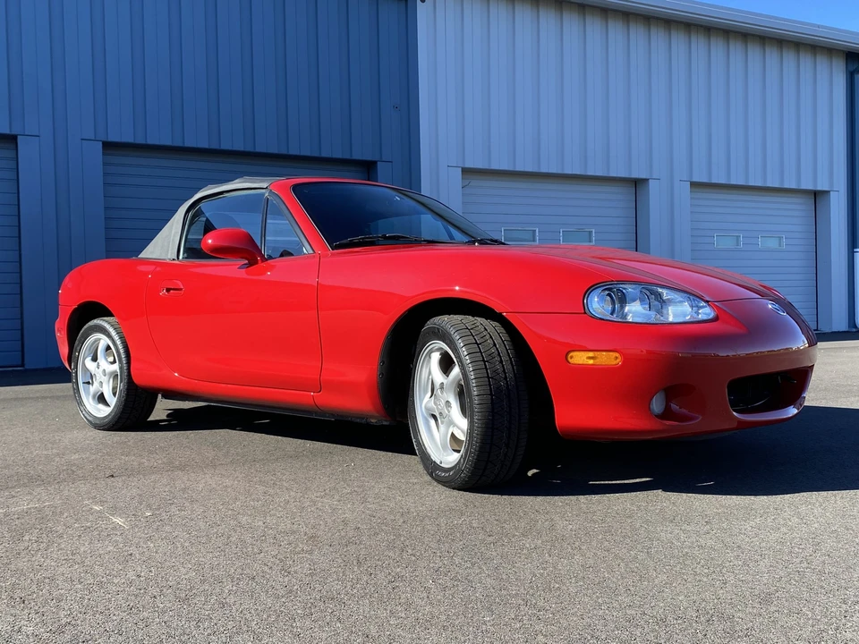 2002 Mazda NB MX-5 Miata - Image 21 of 31
