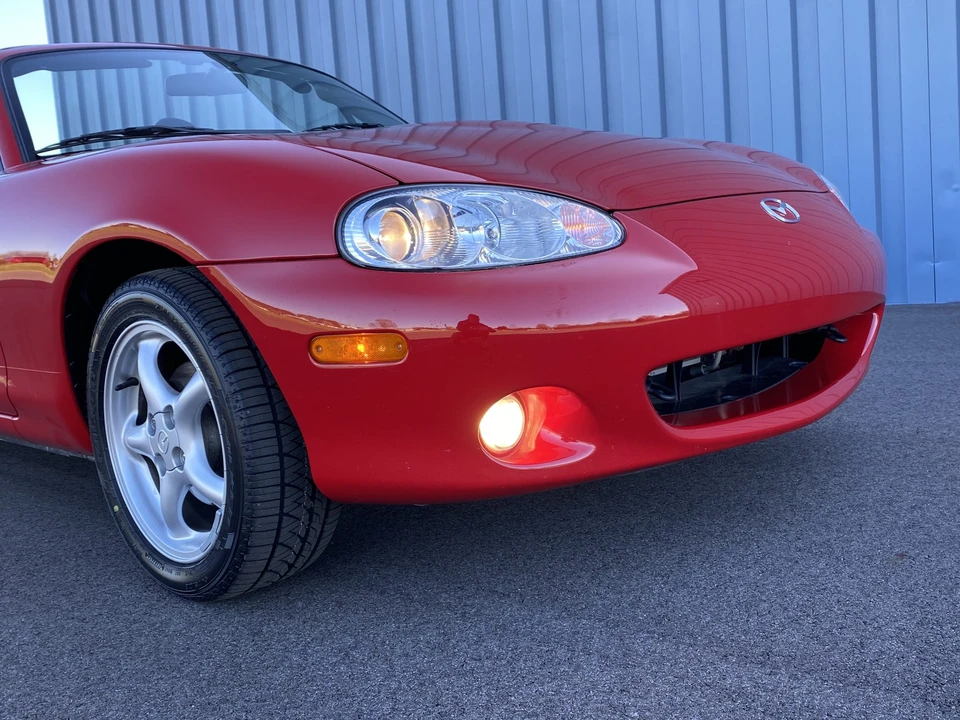 2002 Mazda NB MX-5 Miata - Image 26 of 31