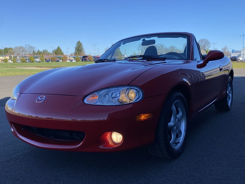 2002 Mazda NB MX-5 Miata - Image 5 of 31