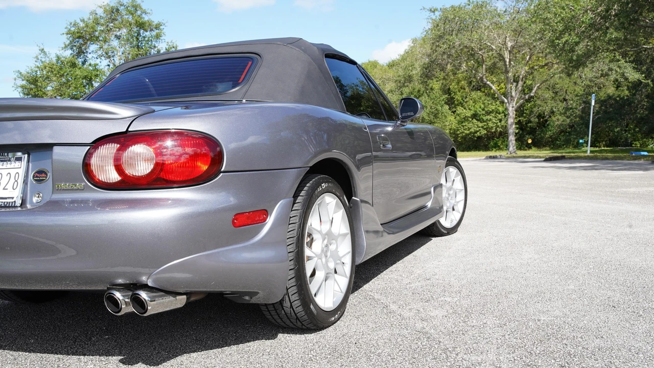2002 Mazda NB MX-5 Miata - Image 19 of 31