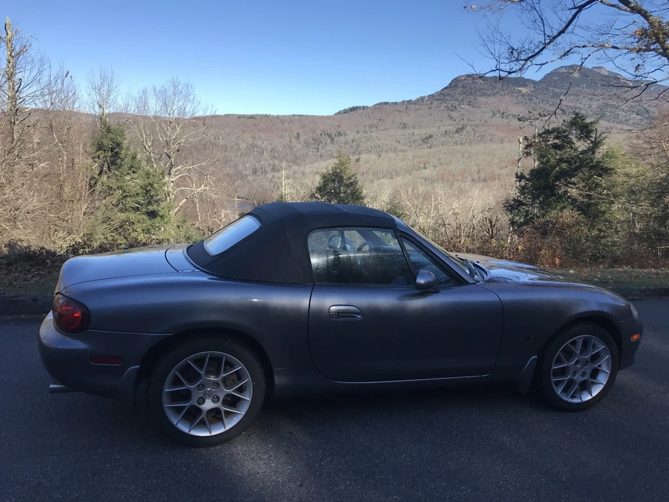 2002 Mazda NB MX-5 Miata - Image 3 of 31