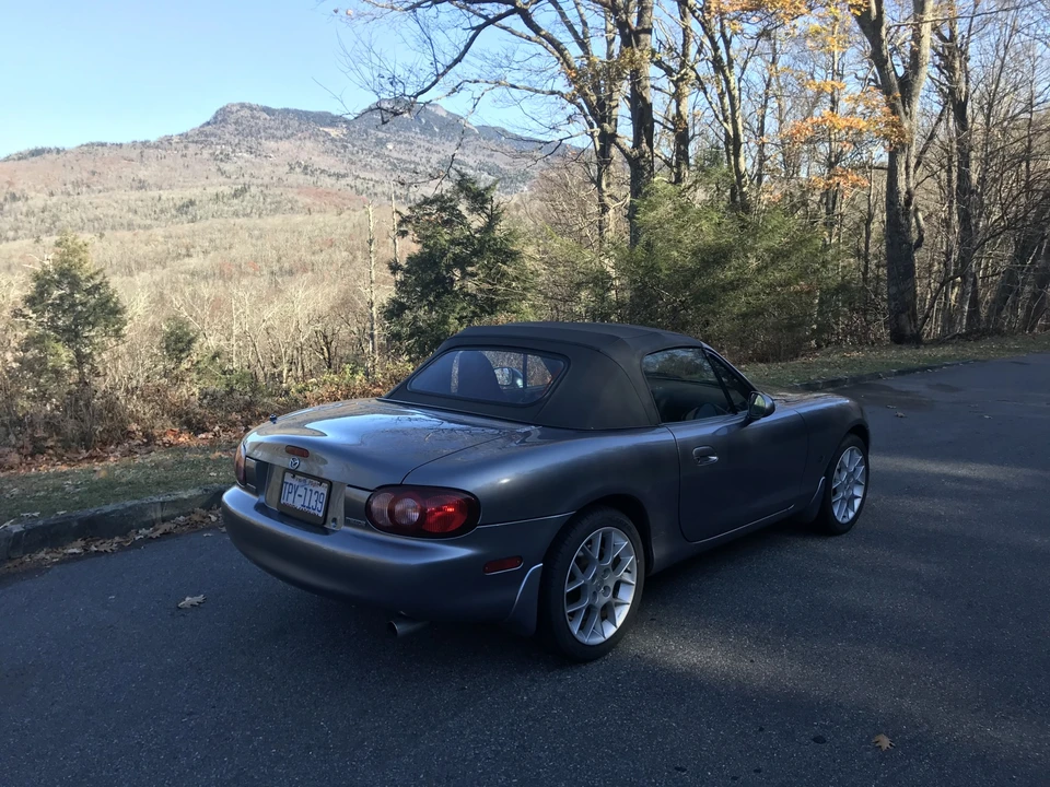 2002 Mazda NB MX-5 Miata - Image 4 of 31