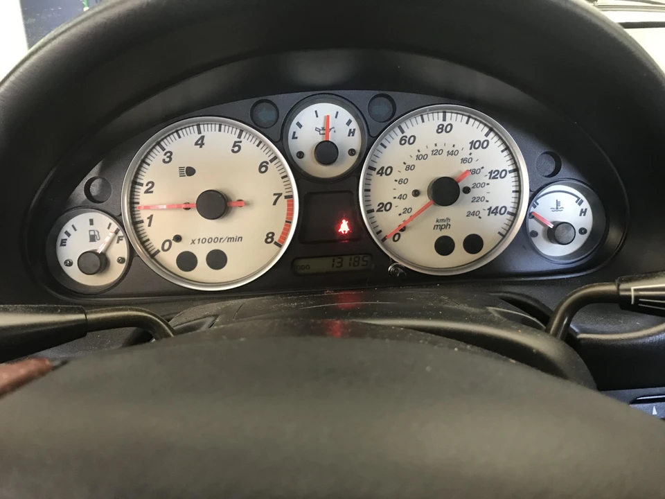 2002 Mazda NB MX-5 Miata - Image 26 of 31