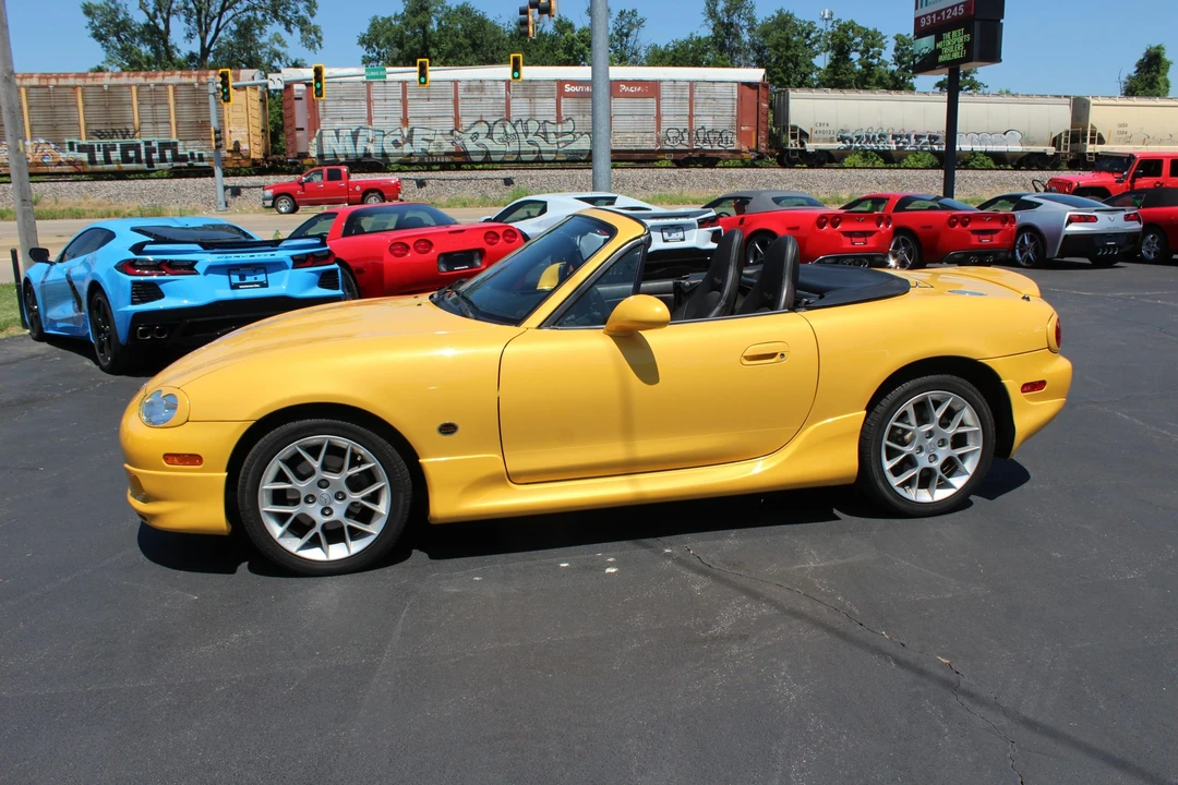 2002 Mazda NB MX-5 Miata - Image 15 of 31