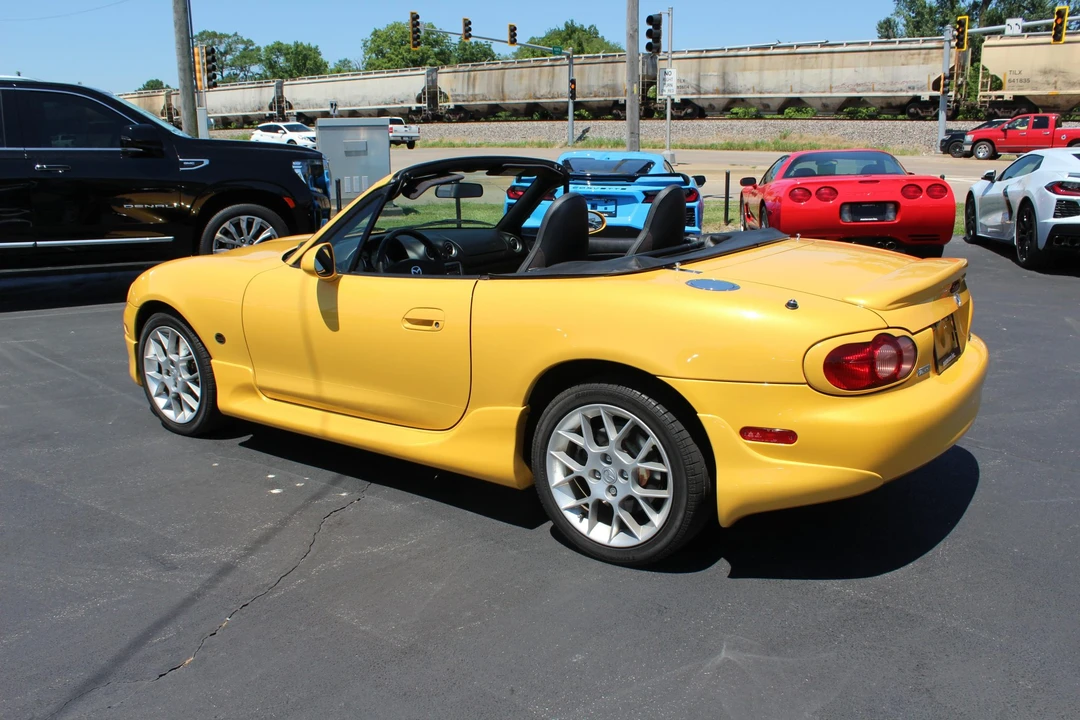 2002 Mazda NB MX-5 Miata - Image 17 of 31