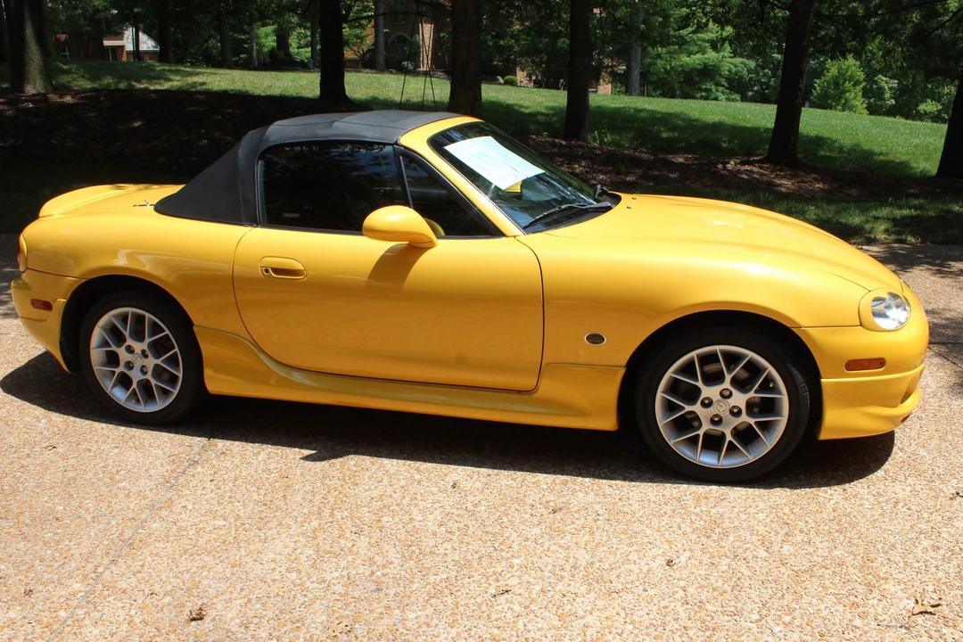 2002 Mazda NB MX-5 Miata - Image 26 of 31