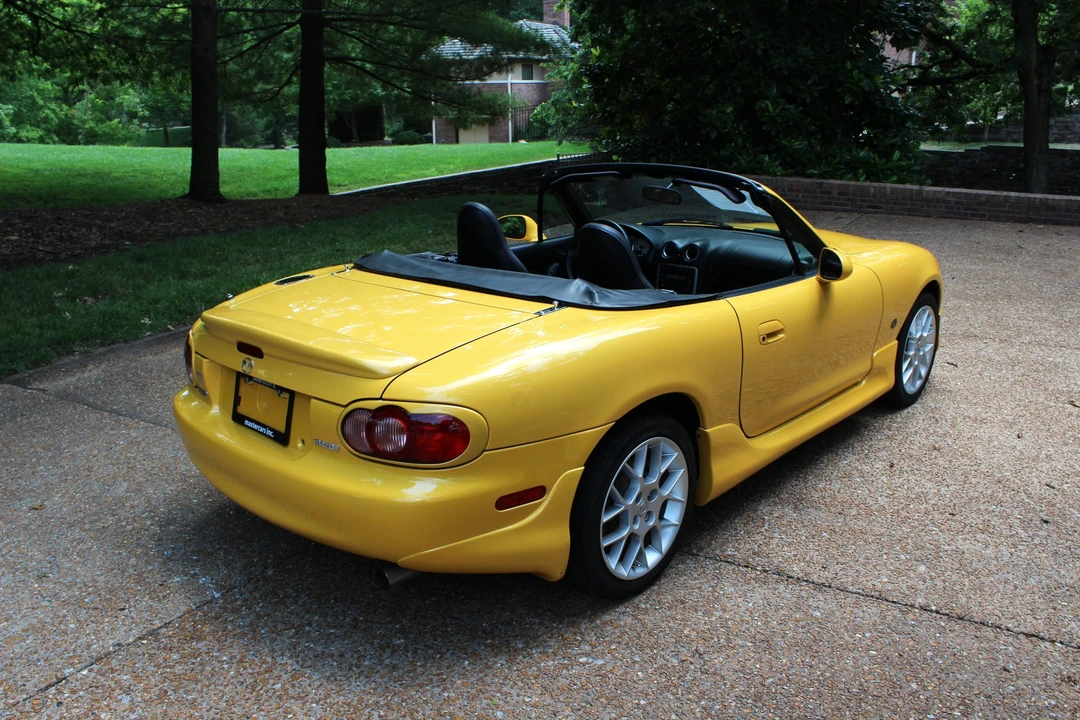 2002 Mazda NB MX-5 Miata - Image 24 of 31