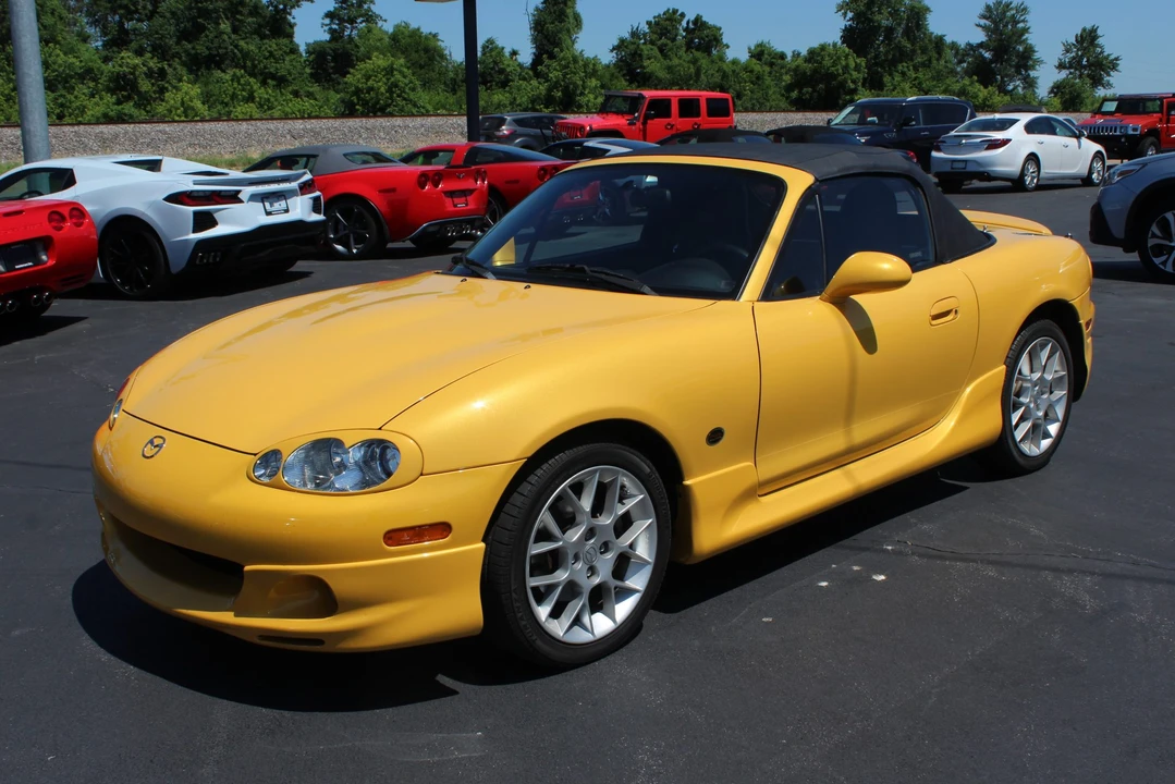 2002 Mazda NB MX-5 Miata - Image 3 of 31