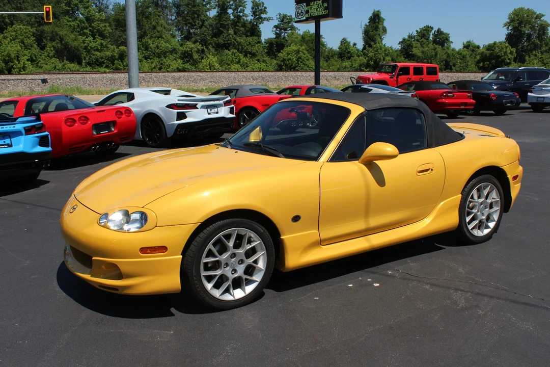 2002 Mazda NB MX-5 Miata - Image 4 of 31