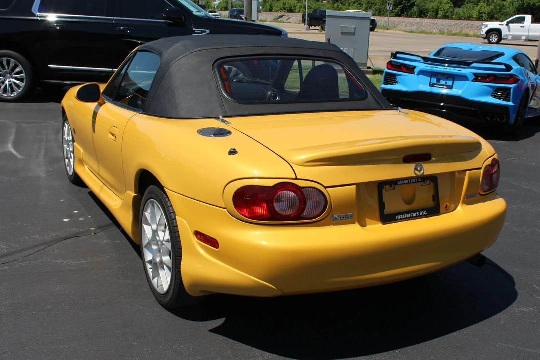 2002 Mazda NB MX-5 Miata - Image 7 of 31