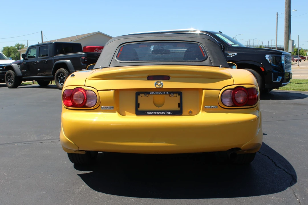 2002 Mazda NB MX-5 Miata - Image 8 of 31