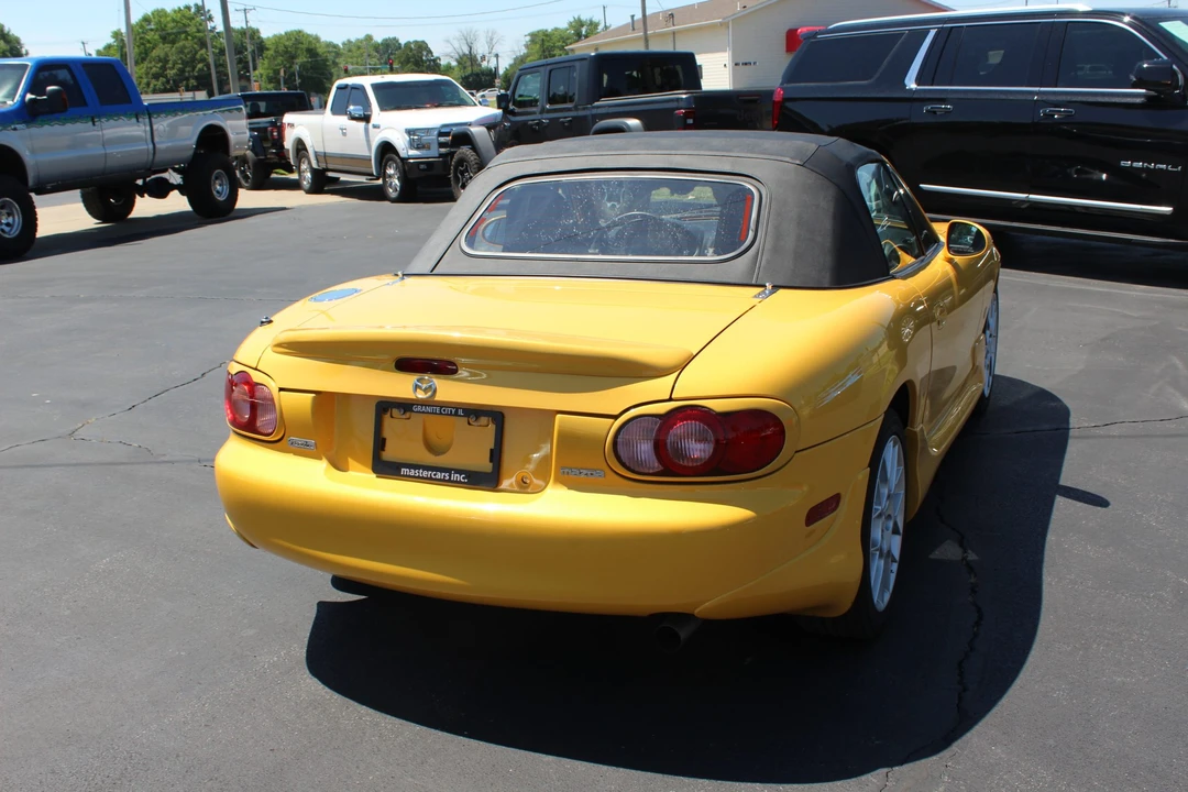2002 Mazda NB MX-5 Miata - Image 10 of 31