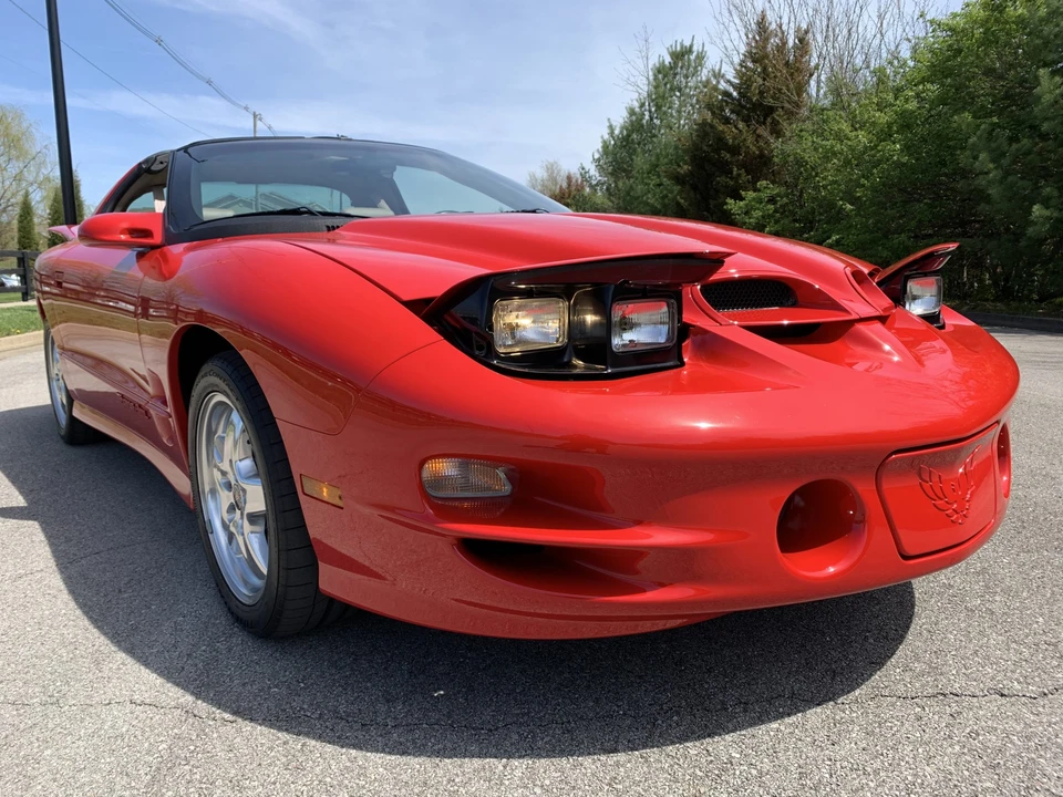 2002 Pontiac Firebird Trans Am 4th Gen - Image 11 of 31