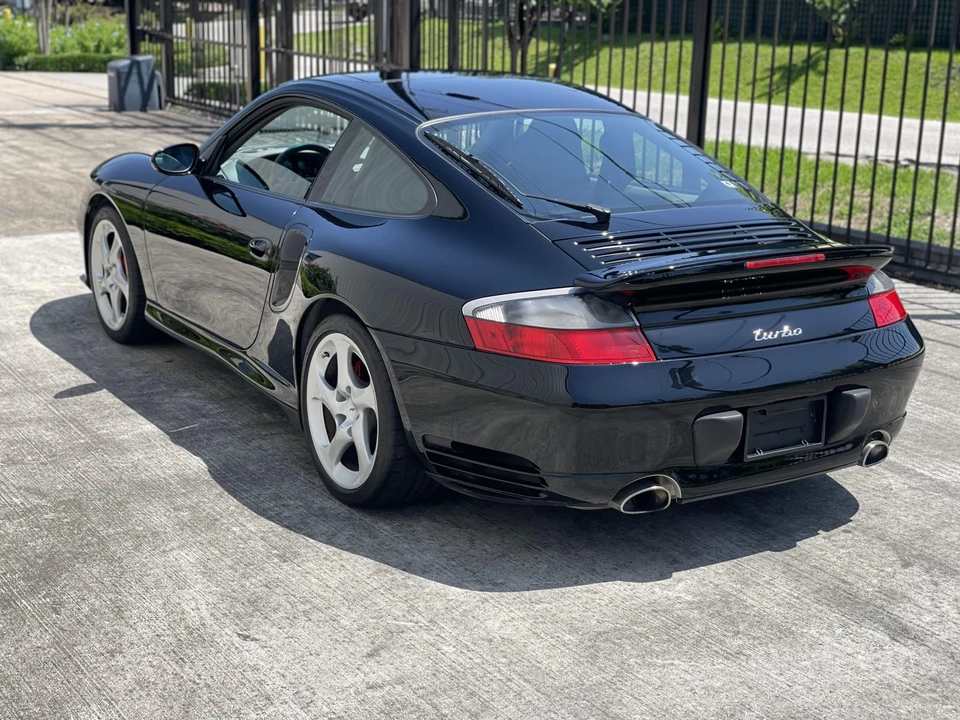 2002 Porsche 996 Turbo - Image 9 of 31