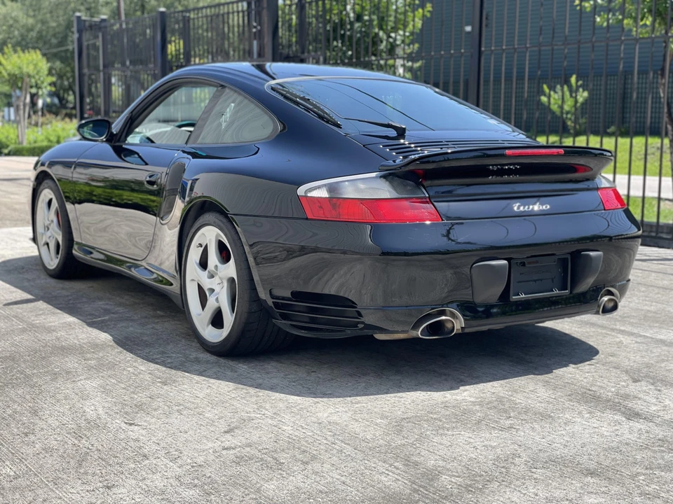 2002 Porsche 996 Turbo - Image 7 of 31
