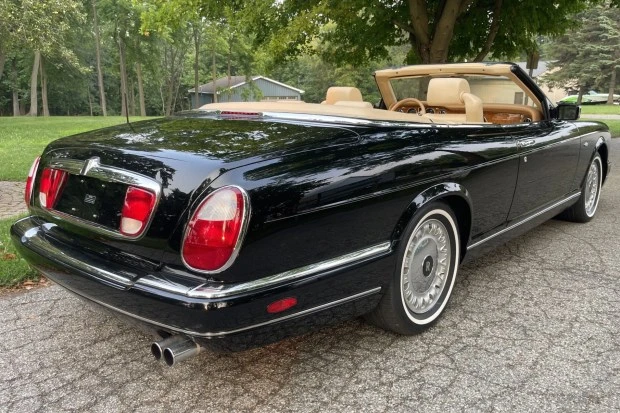 2002 Rolls-Royce Corniche Series V - Image 2 of 7