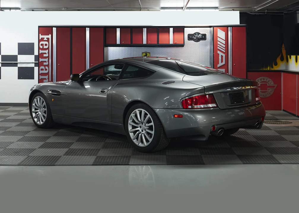 2003 Aston Martin Vanquish 1st Gen - Image 5 of 31