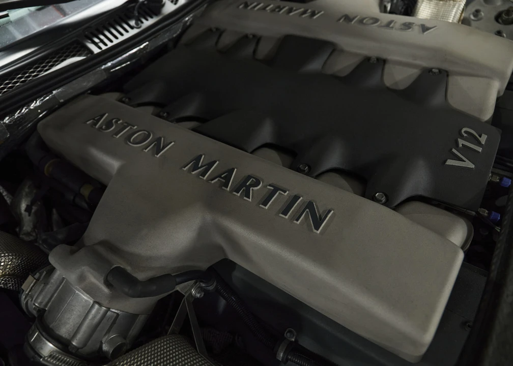 2003 Aston Martin Vanquish 1st Gen - Image 24 of 31