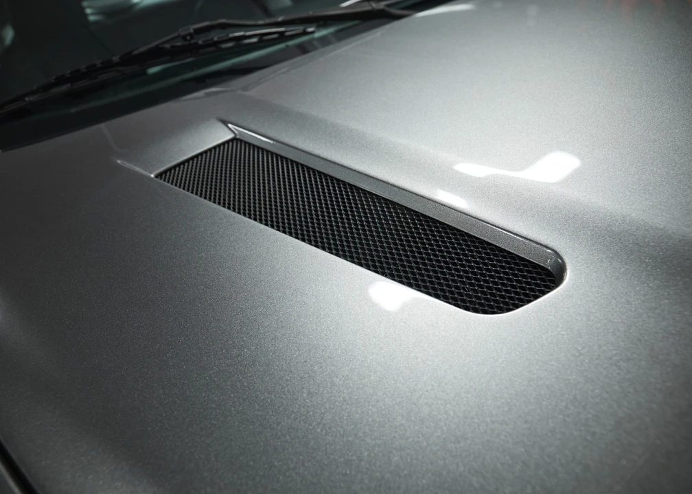 2003 Aston Martin Vanquish 1st Gen - Image 10 of 31