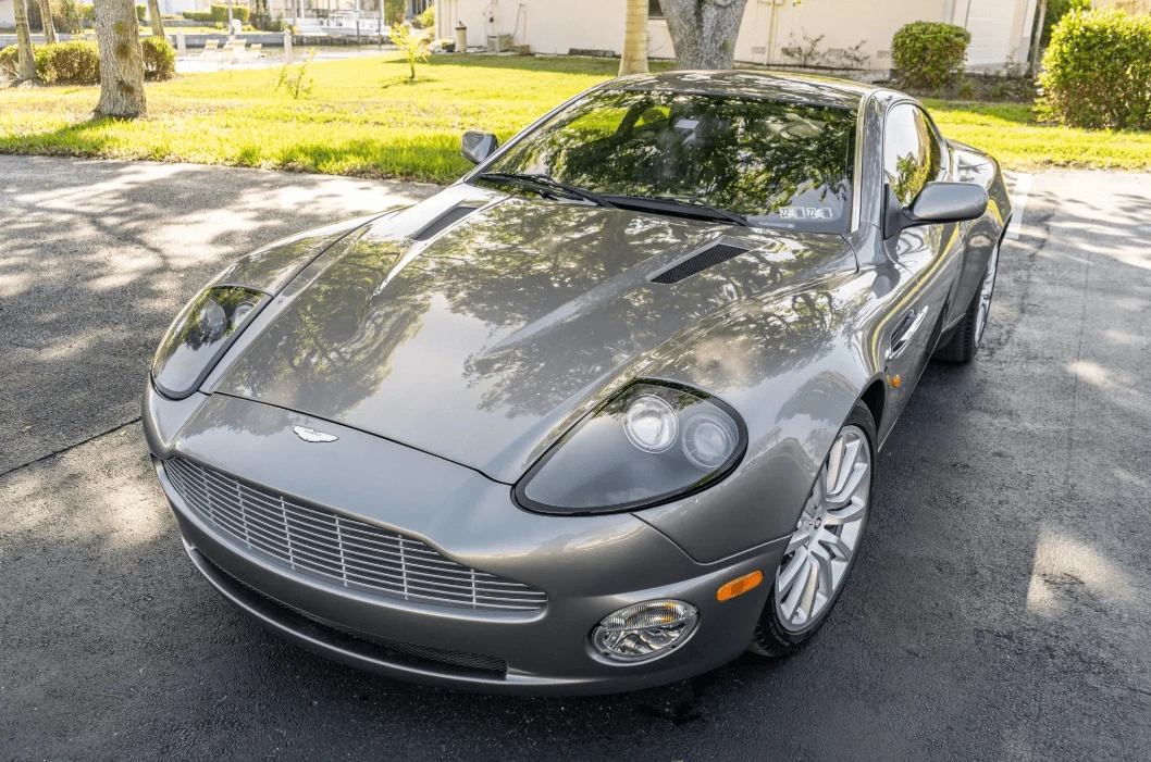 2003 Aston Martin Vanquish 1st Gen - Image 28 of 31