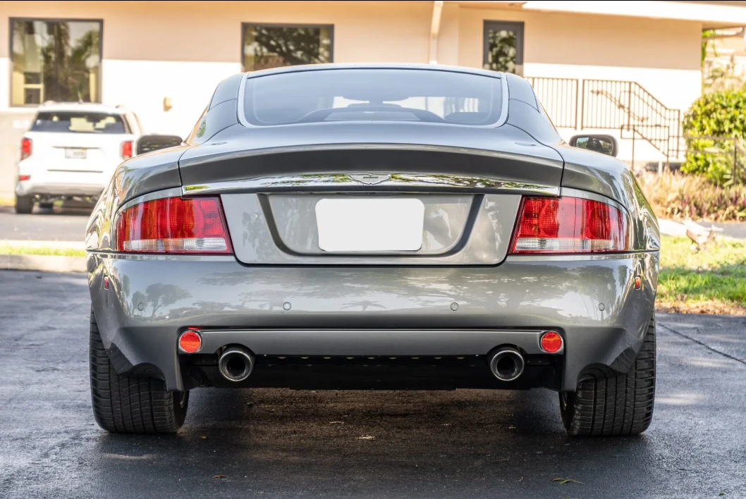 2003 Aston Martin Vanquish 1st Gen - Image 30 of 31