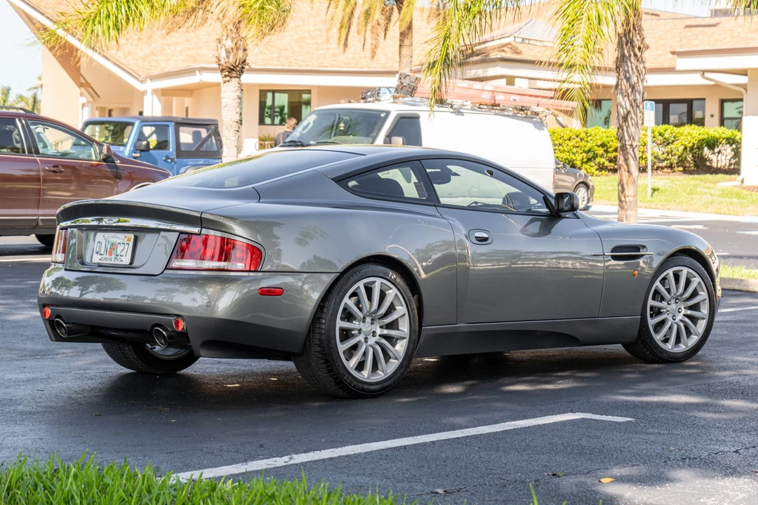 2003 Aston Martin Vanquish 1st Gen - Image 9 of 31
