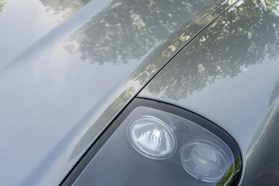 2003 Aston Martin Vanquish 1st Gen - Image 16 of 31