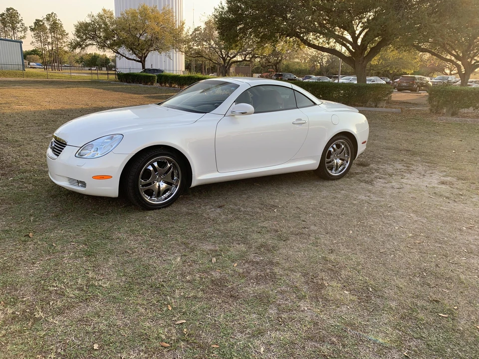 2003 Lexus SC430 - Image 4 of 31