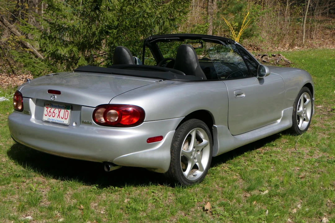 2003 Mazda NB MX-5 Miata - Image 5 of 31