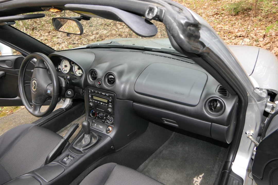 2003 Mazda NB MX-5 Miata - Image 23 of 31