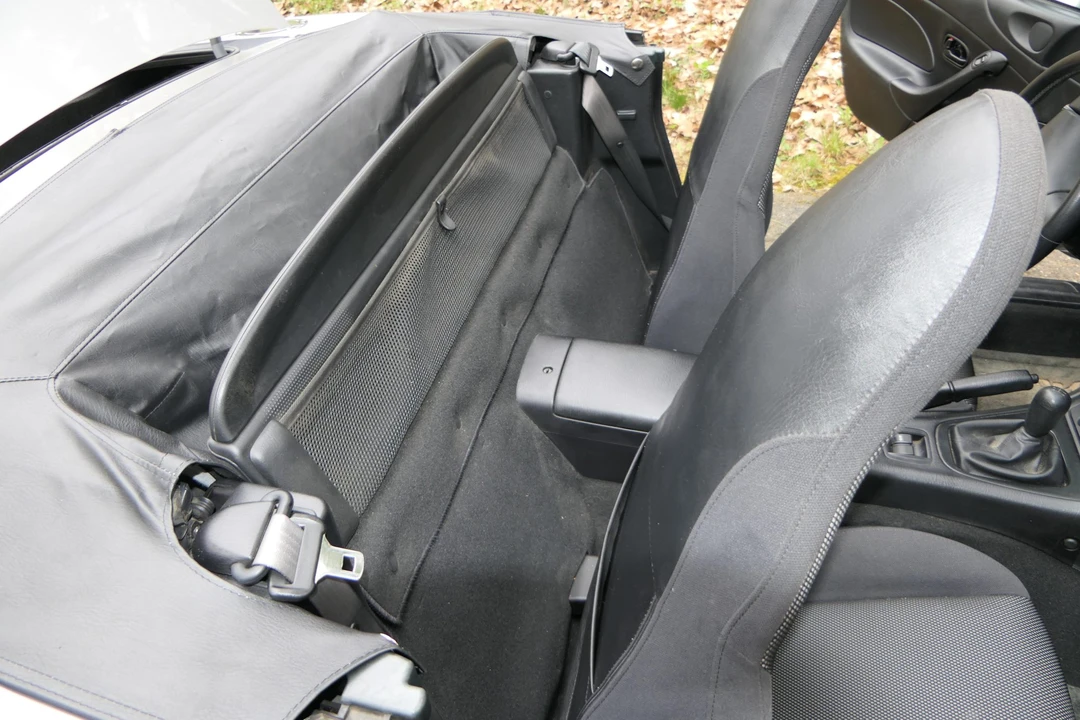 2003 Mazda NB MX-5 Miata - Image 30 of 31