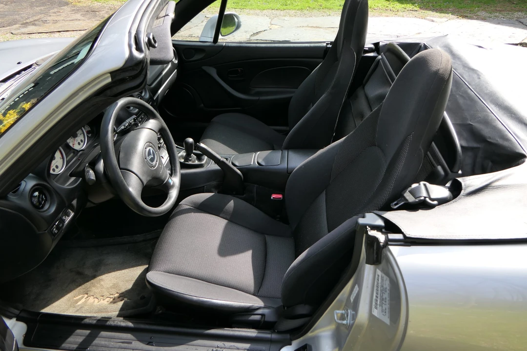 2003 Mazda NB MX-5 Miata - Image 20 of 31