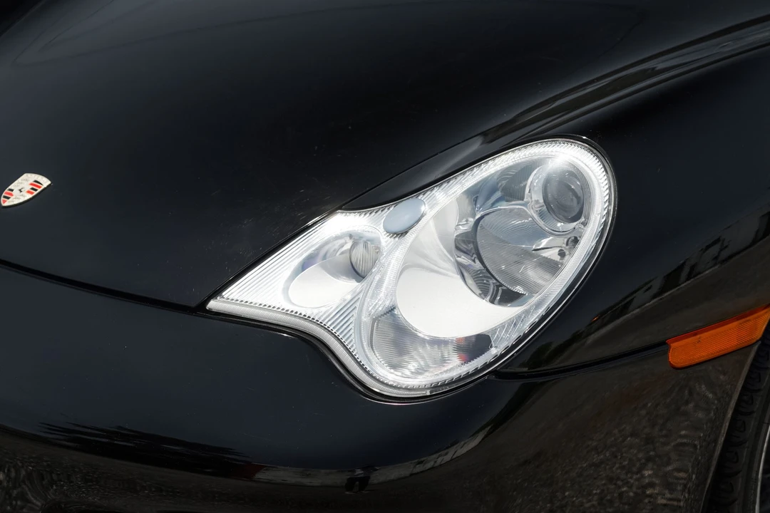 2003 Porsche 996 Carrera - Image 19 of 31