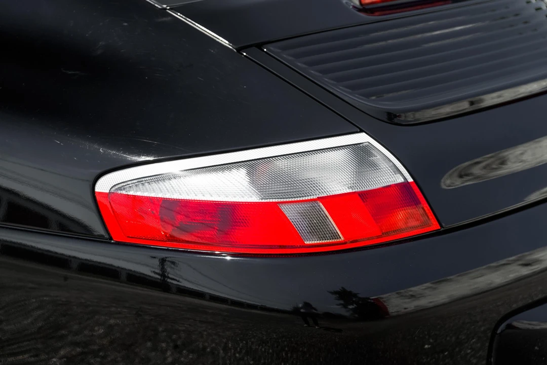 2003 Porsche 996 Carrera - Image 24 of 31