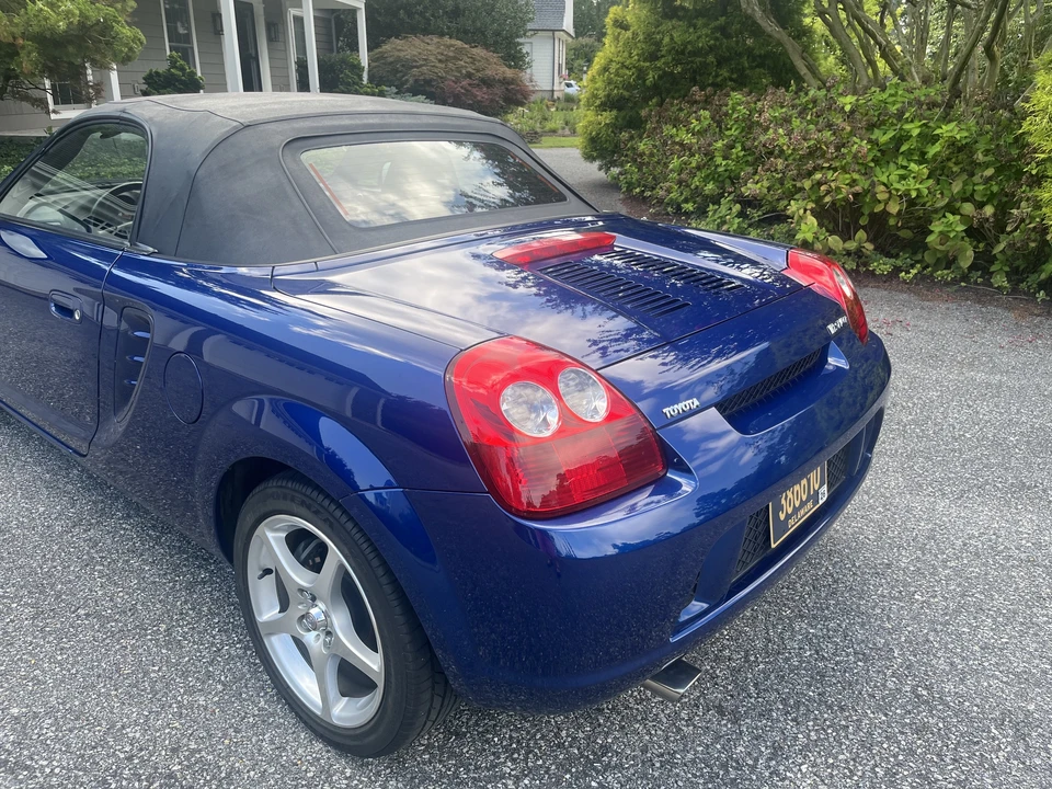 2003 Toyota MR2 Spyder/MR-S - Image 11 of 31