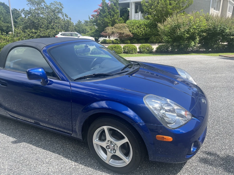2003 Toyota MR2 Spyder/MR-S - Image 10 of 31