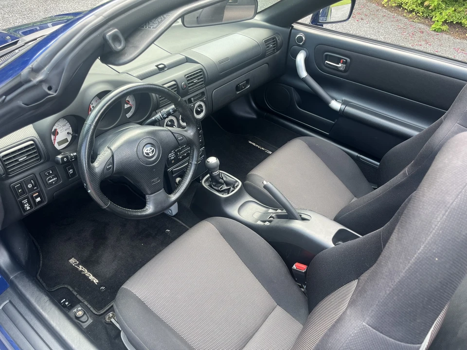 2003 Toyota MR2 Spyder/MR-S - Image 24 of 31