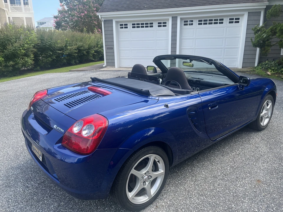 2003 Toyota MR2 Spyder/MR-S - Image 9 of 31