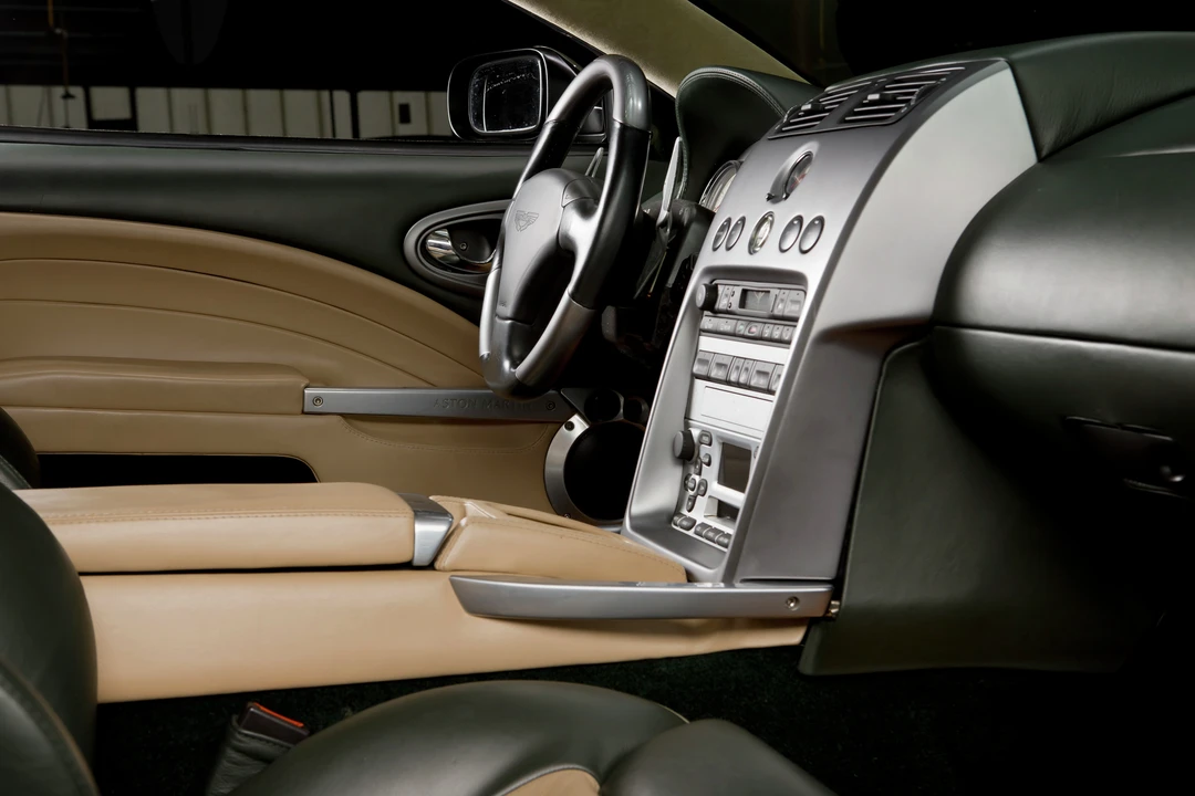 2004 Aston Martin Vanquish 1st Gen - Image 20 of 31