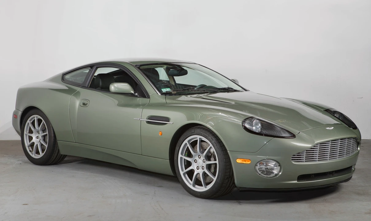 2004 Aston Martin Vanquish 1st Gen - Image 6 of 31