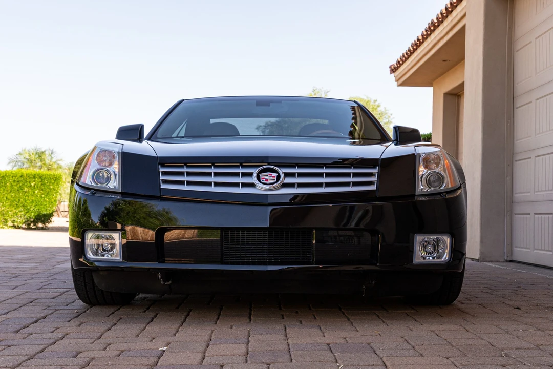 2004 Cadillac XLR - Image 5 of 31