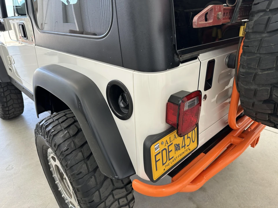 2004 Jeep TJ Wrangler - Image 18 of 31