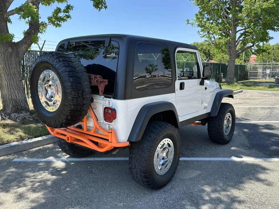 2004 Jeep TJ Wrangler - Image 5 of 31