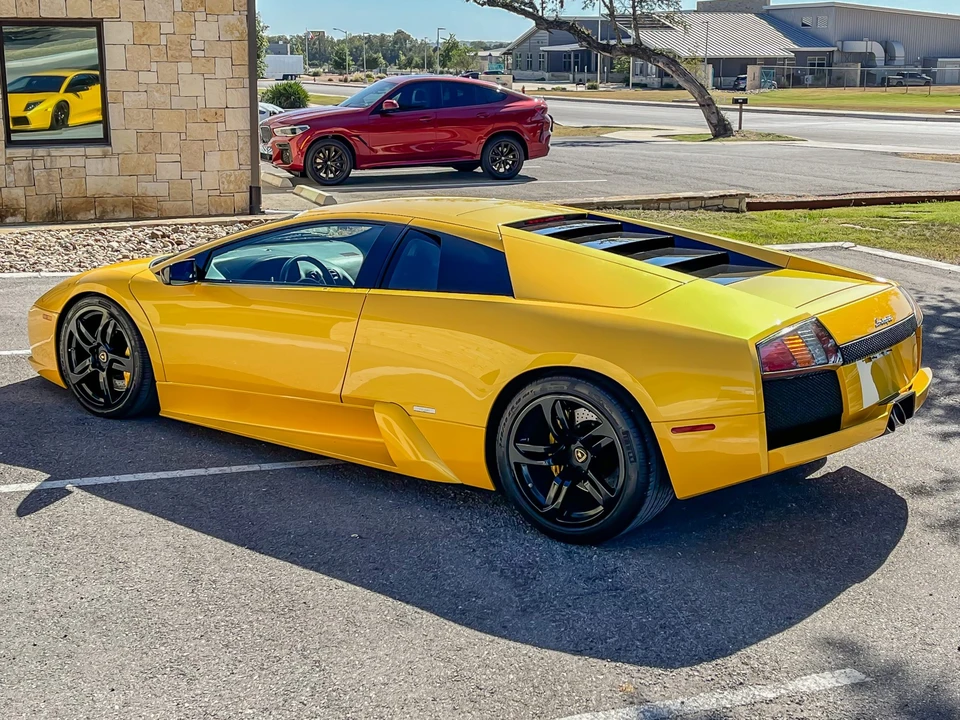 2004 Lamborghini Murcielago - Image 12 of 31