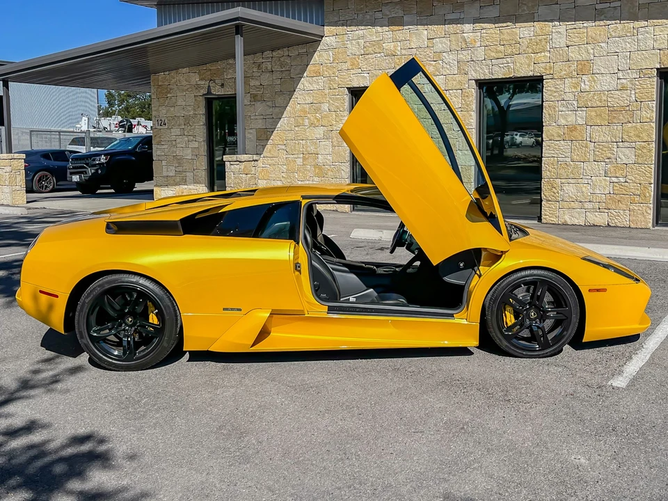 2004 Lamborghini Murcielago - Image 24 of 31